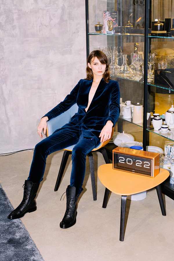 optimized-inch2-boots-1-14x