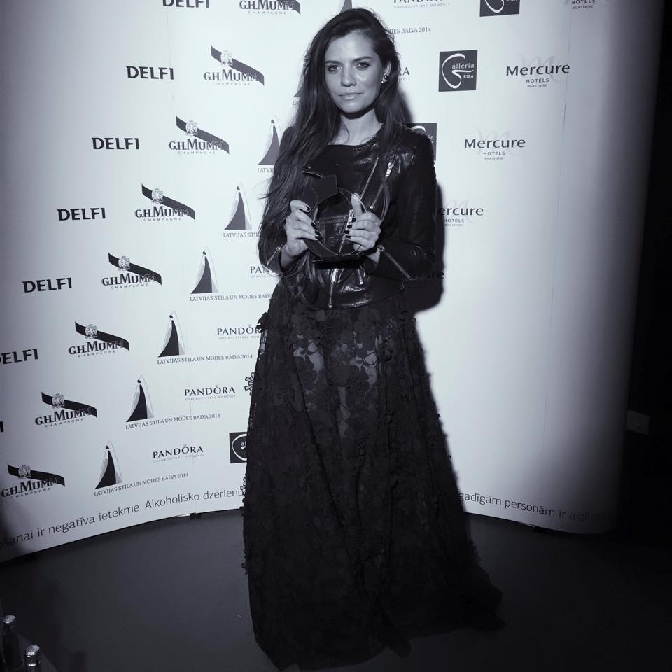 10259883_911569125560425_4474322745770267626_n