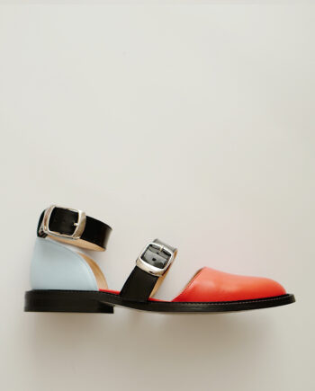 Closed toe peach sandals