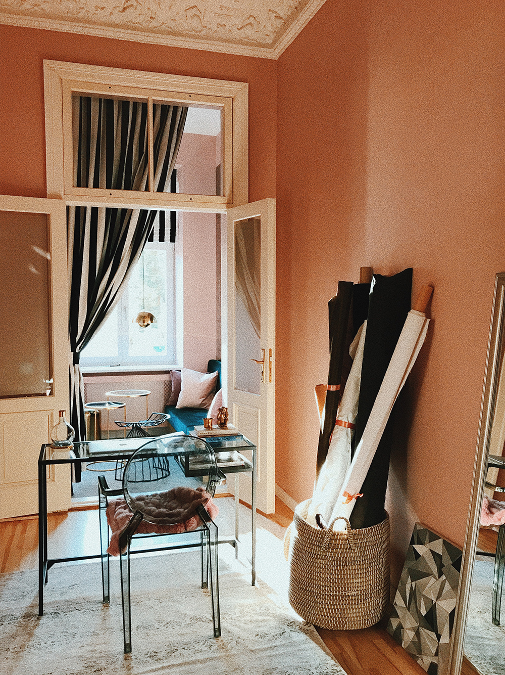 62d84097inch2officereviews1jpg-1547805668089